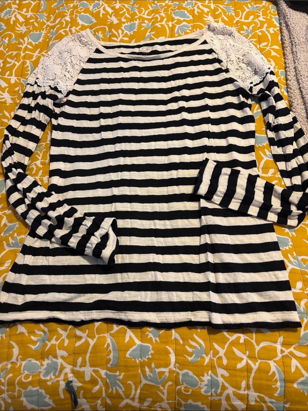 Ann Taylor Loft Stripped Lace Shoulder Long Sleeve T Shirt Top Knit